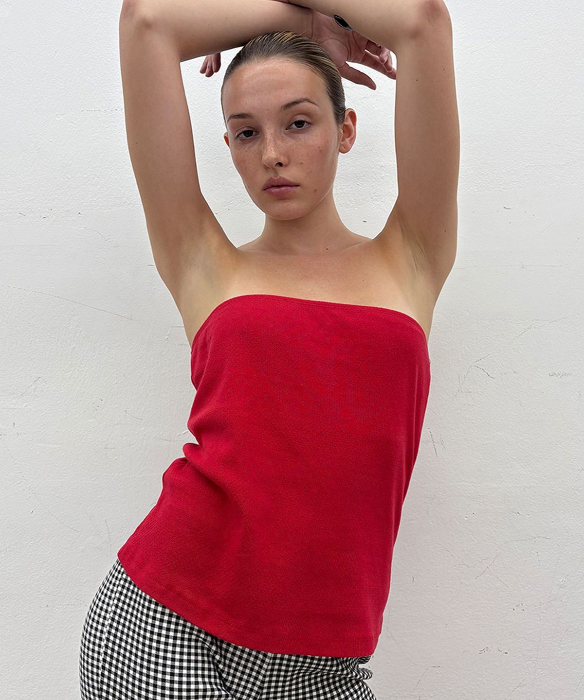 저스트하우스(JUSTHAUS) POINTELLE TUBE TOP, RED