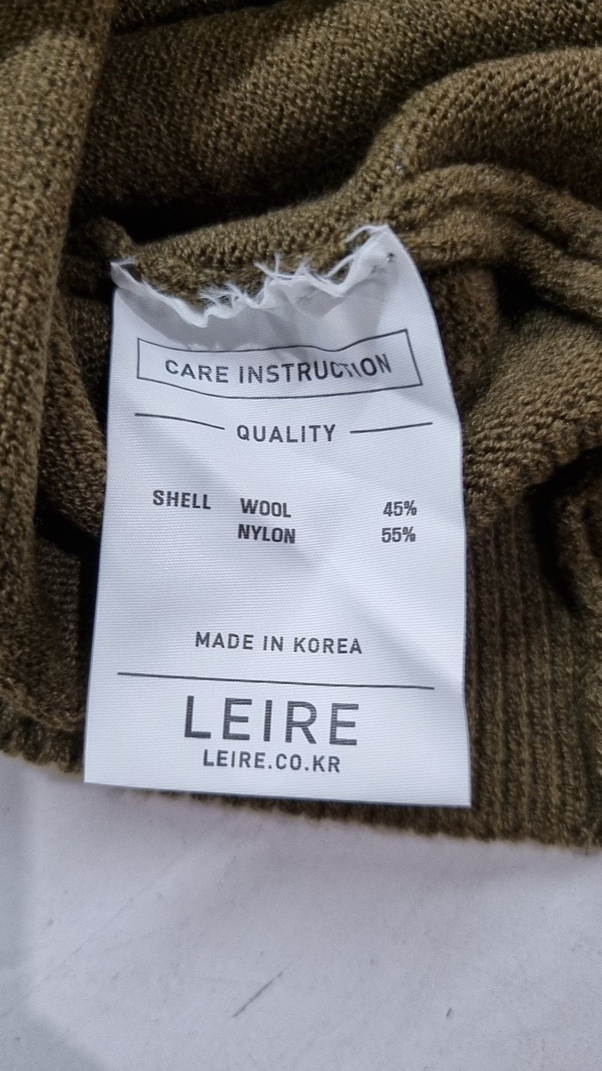 르아르(LEIRE) 니트/스웨터