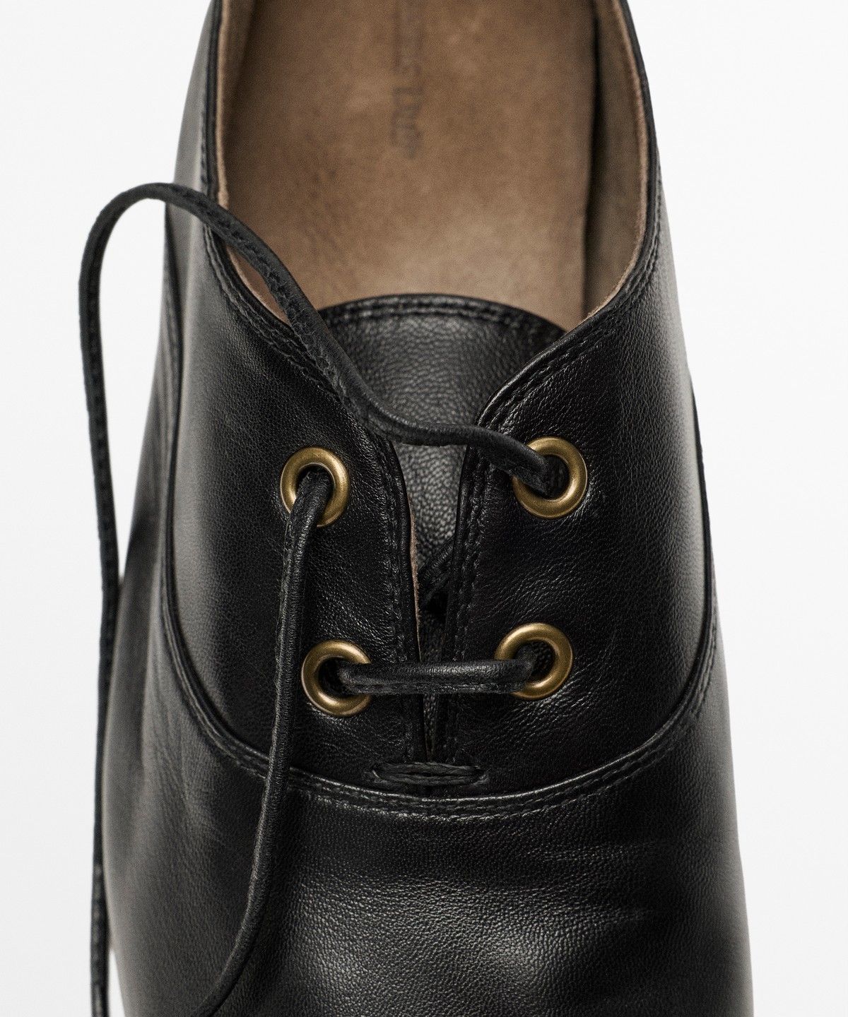 마시모두띠(MASSIMO DUTTI) 소프트 레더 레이스업 슈즈