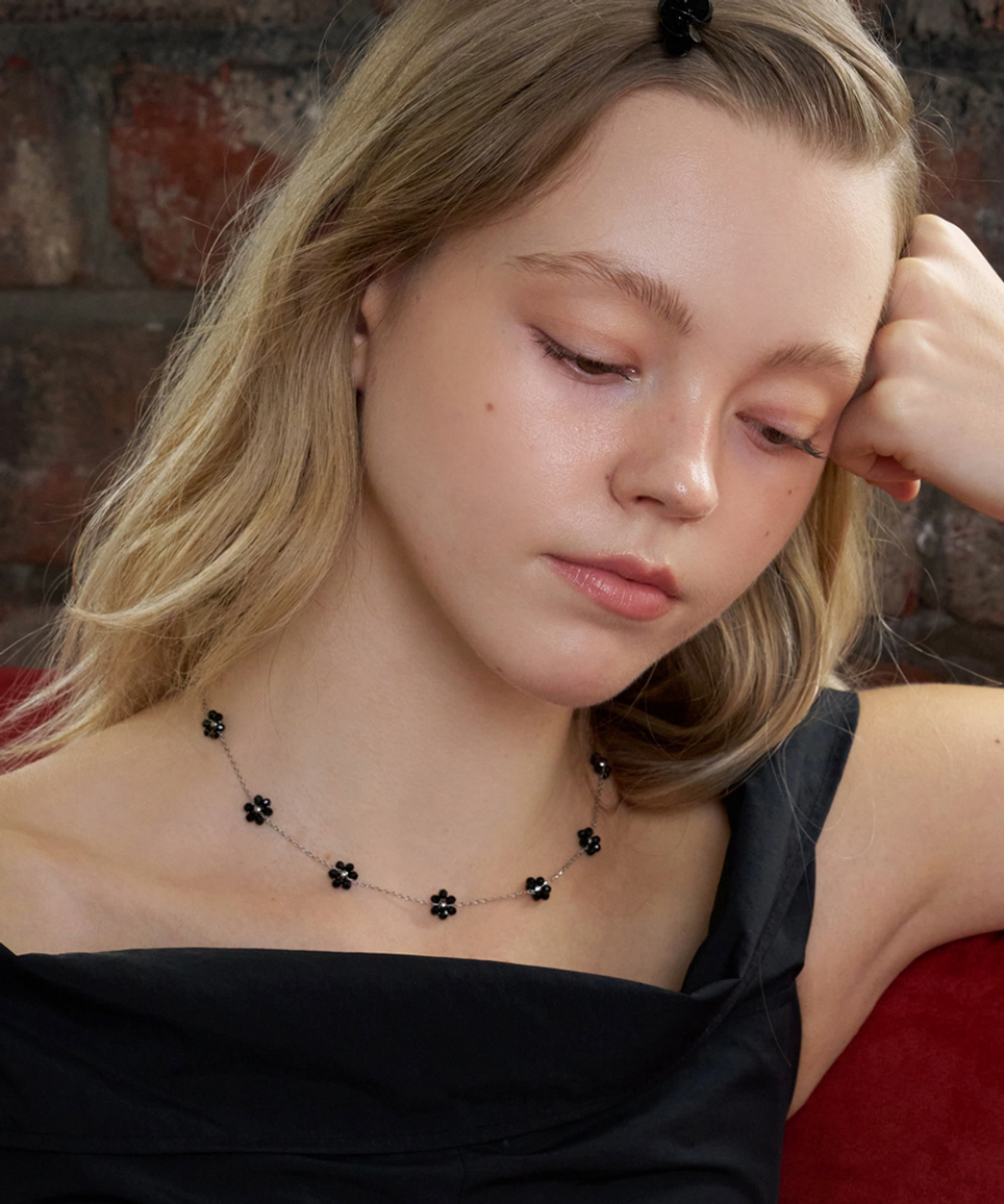 판타스틱 플래닛(FANTASTIC PLANET) mini floral chain necklace (BLACK)