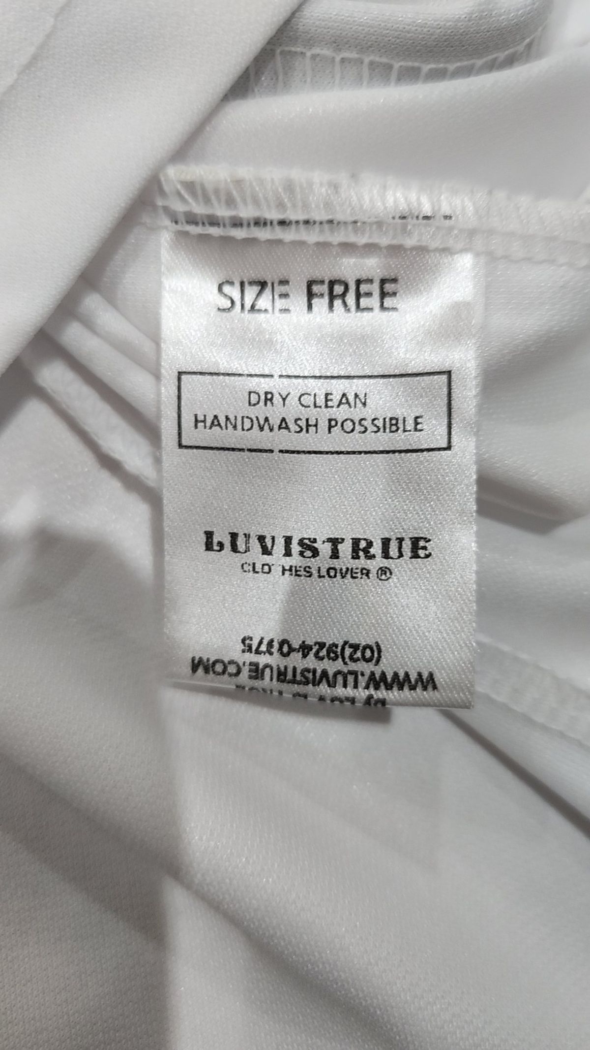 러브이즈트루(LUVISTRUE) 피케/카라 티셔츠 FREE