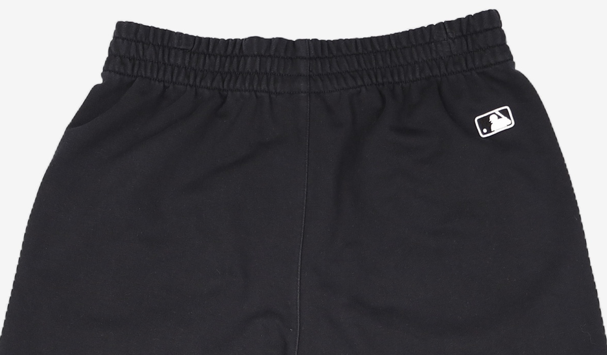 엠엘비(MLB) 바시티 로고 6부 반바지 NY (Black) L
