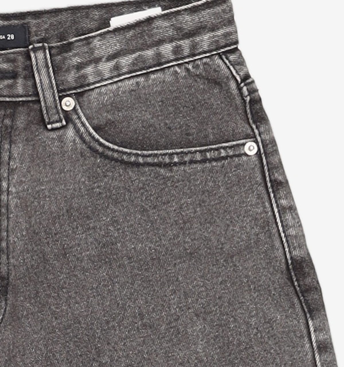미쏘(MIXXO) 루즈핏 버뮤다 데님_MIWTHE518J 28