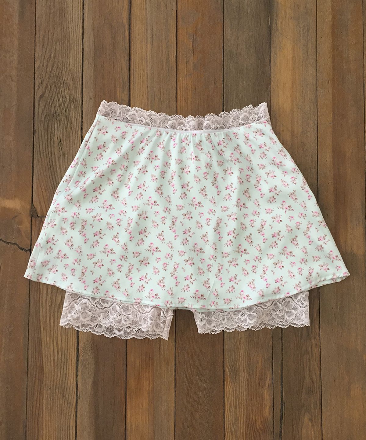 위스페어리(WHISFAIRY) Rose Garden Mini Skirt - MINT
