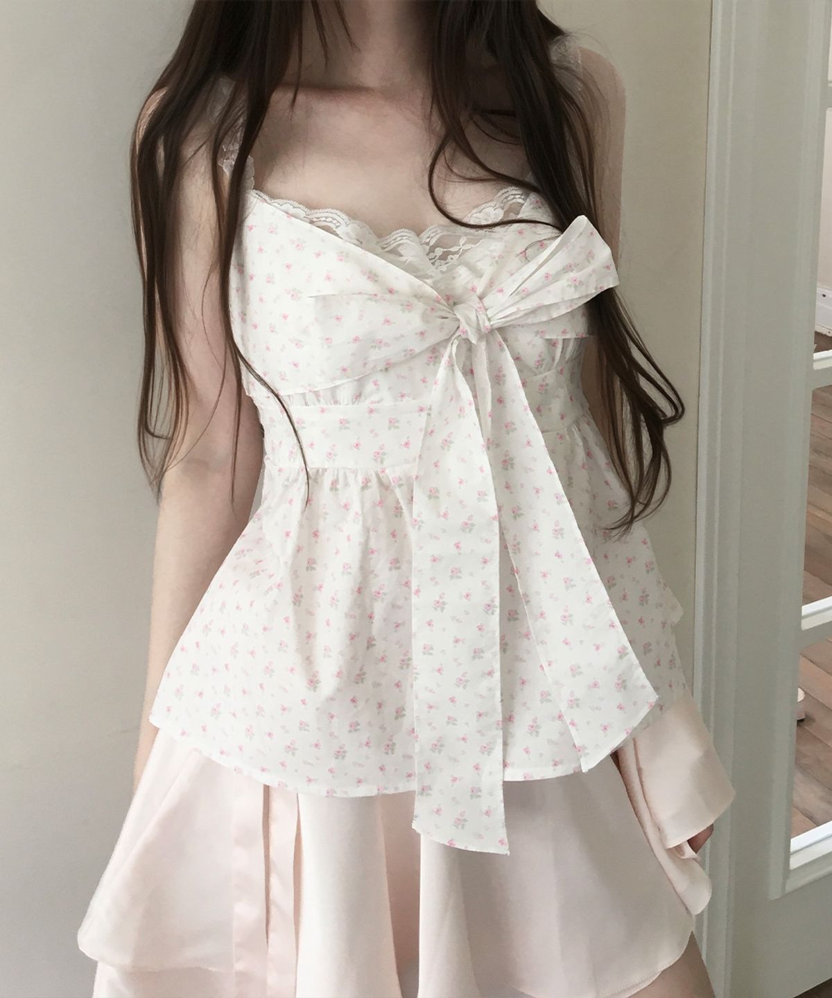 위스페어리(WHISFAIRY) Summer Lace Ribbon Blouse - FLORAL