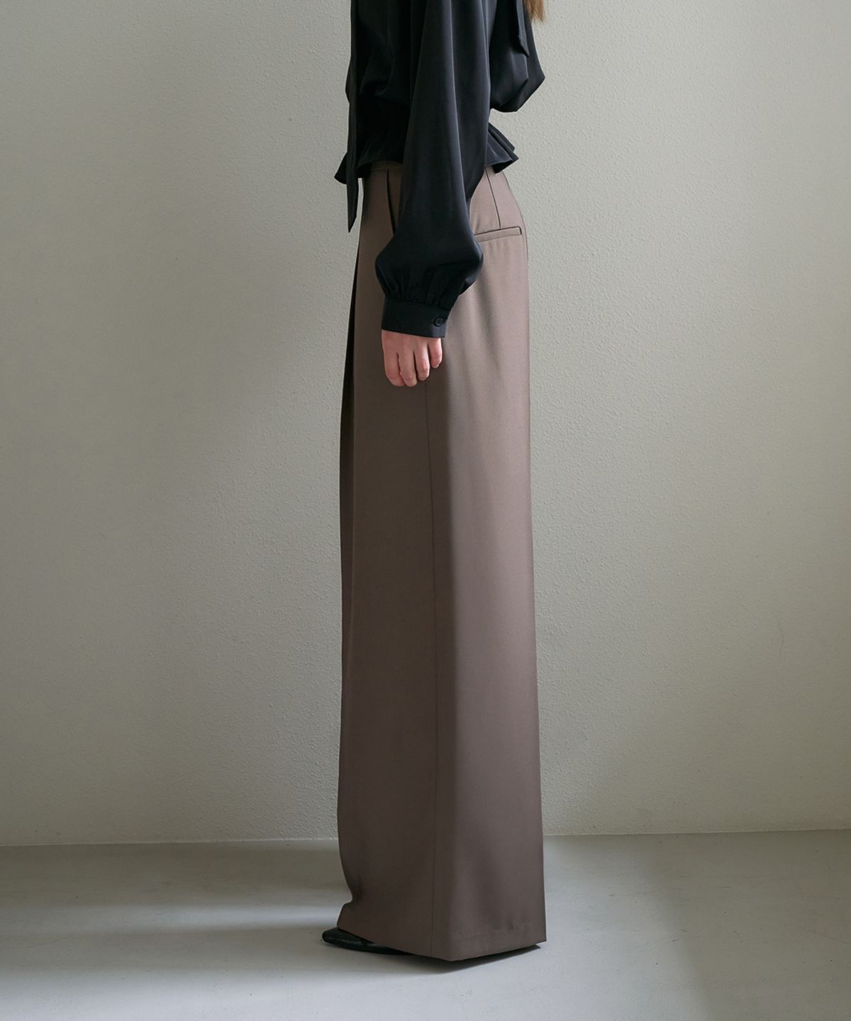 드헤베(DEHEVE) Tailored Wide Slacks [Brown]