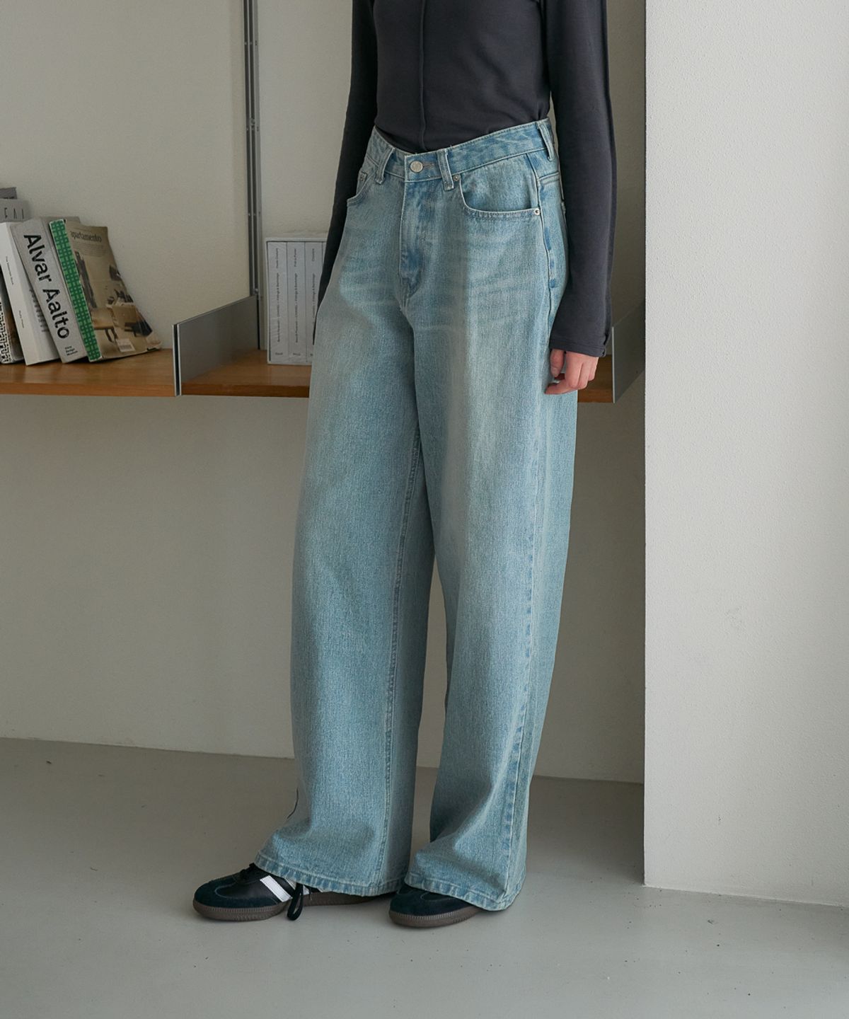 드헤베(DEHEVE) Essential Wide Denim Pants [Light Blue]