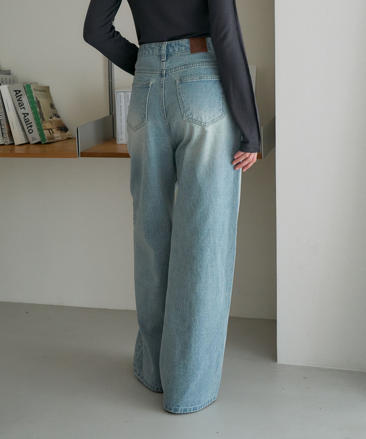 드헤베(DEHEVE) Essential Wide Denim Pants [Light Blue]