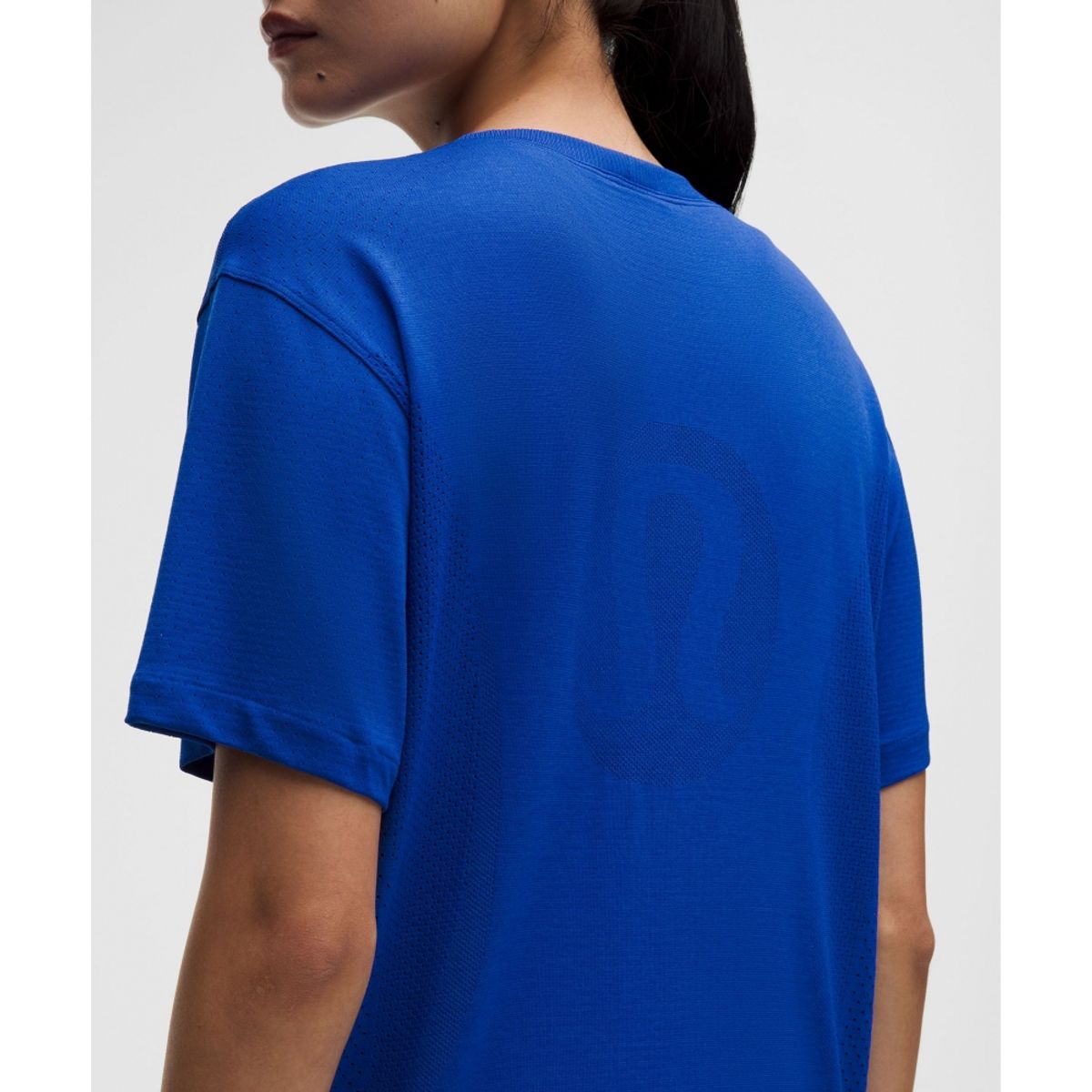 룰루레몬(LULULEMON) 스위프틀리 릴랙스드 숏슬리브 셔츠 힙 렝스 *로고  BEBA