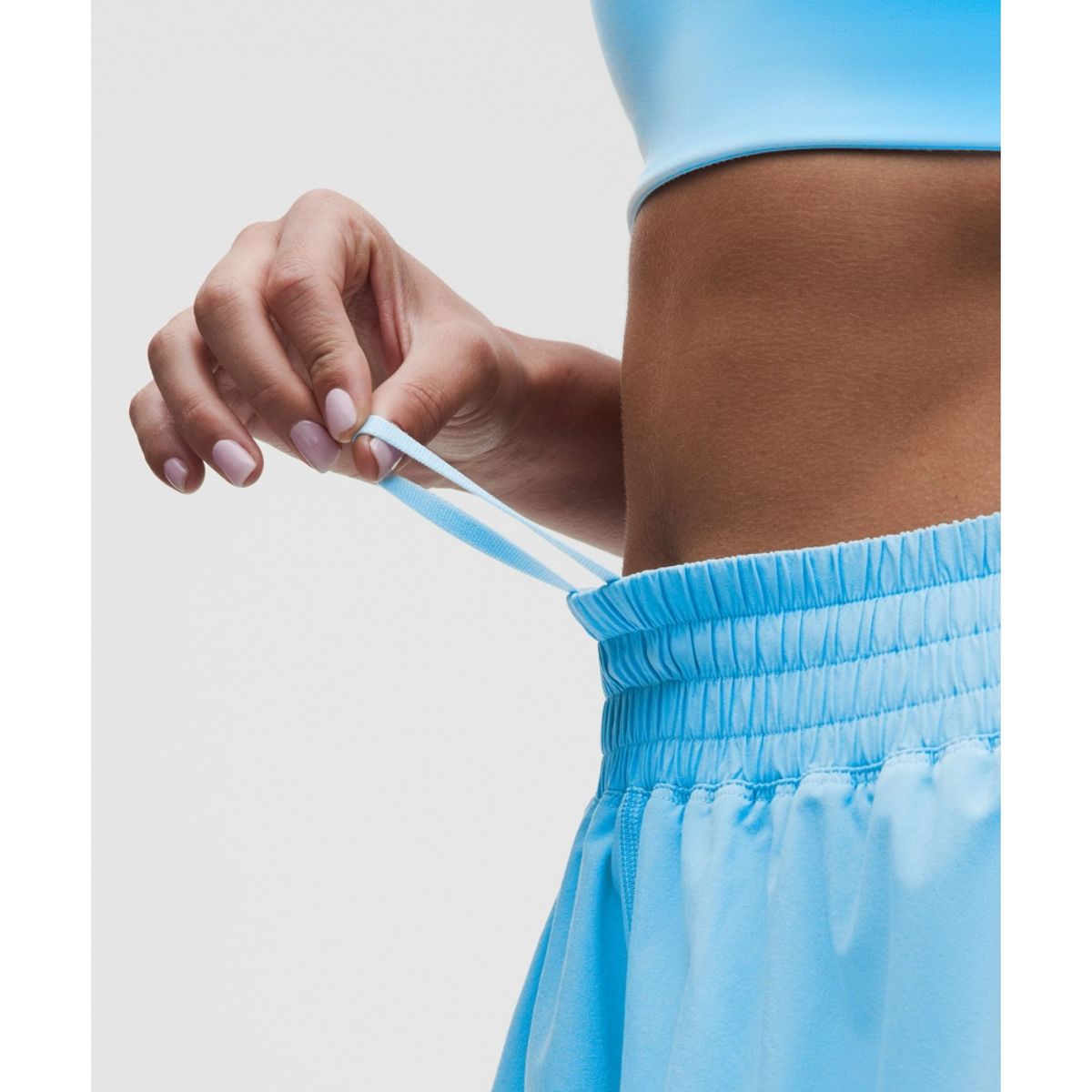 룰루레몬(LULULEMON) 셰이크 잇 아웃 하이라이즈 러닝 쇼츠 2.5inch  SEAF