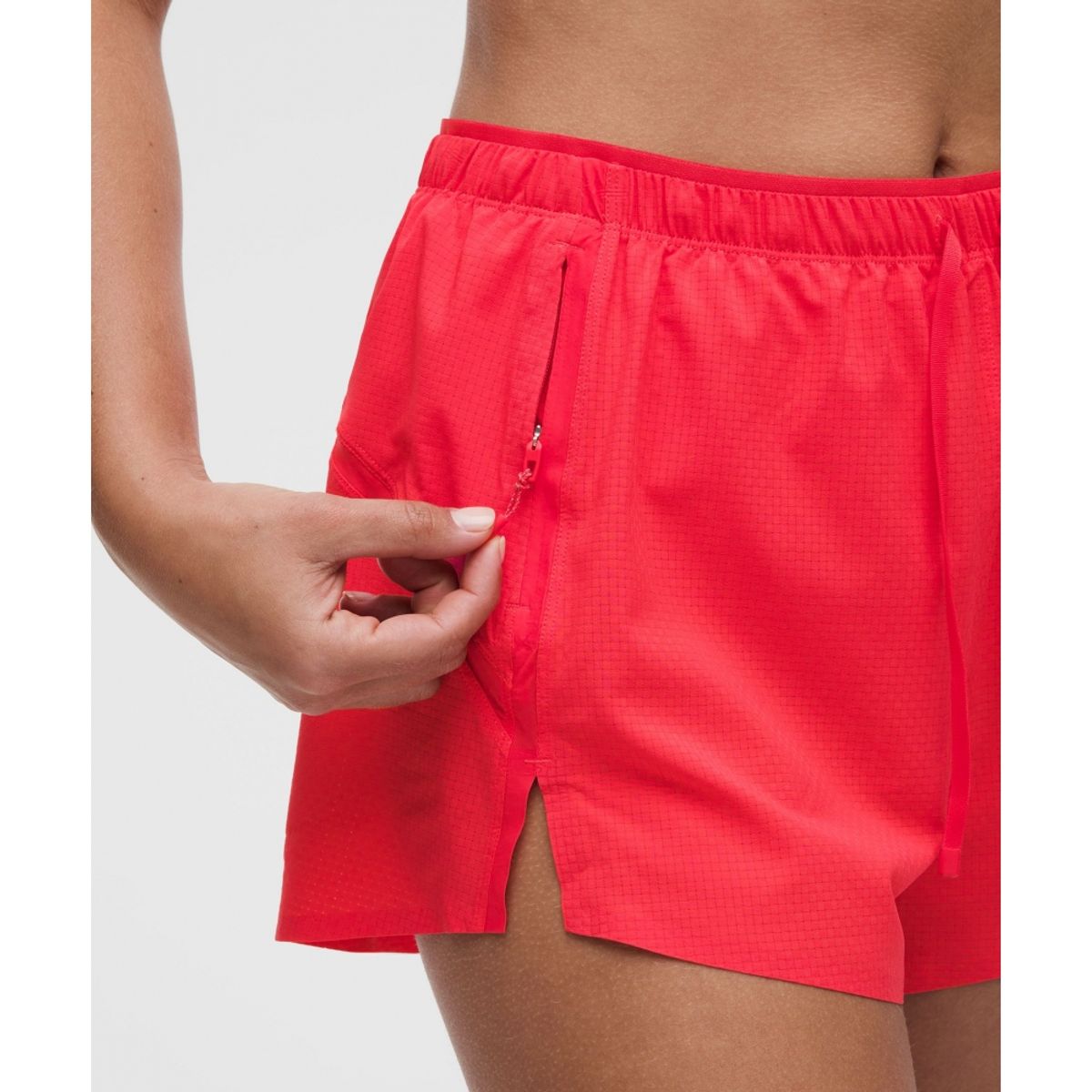 룰루레몬(LULULEMON) 텍스처드 메쉬 하이라이즈 러닝 쇼츠 2.5inch  SBTZ