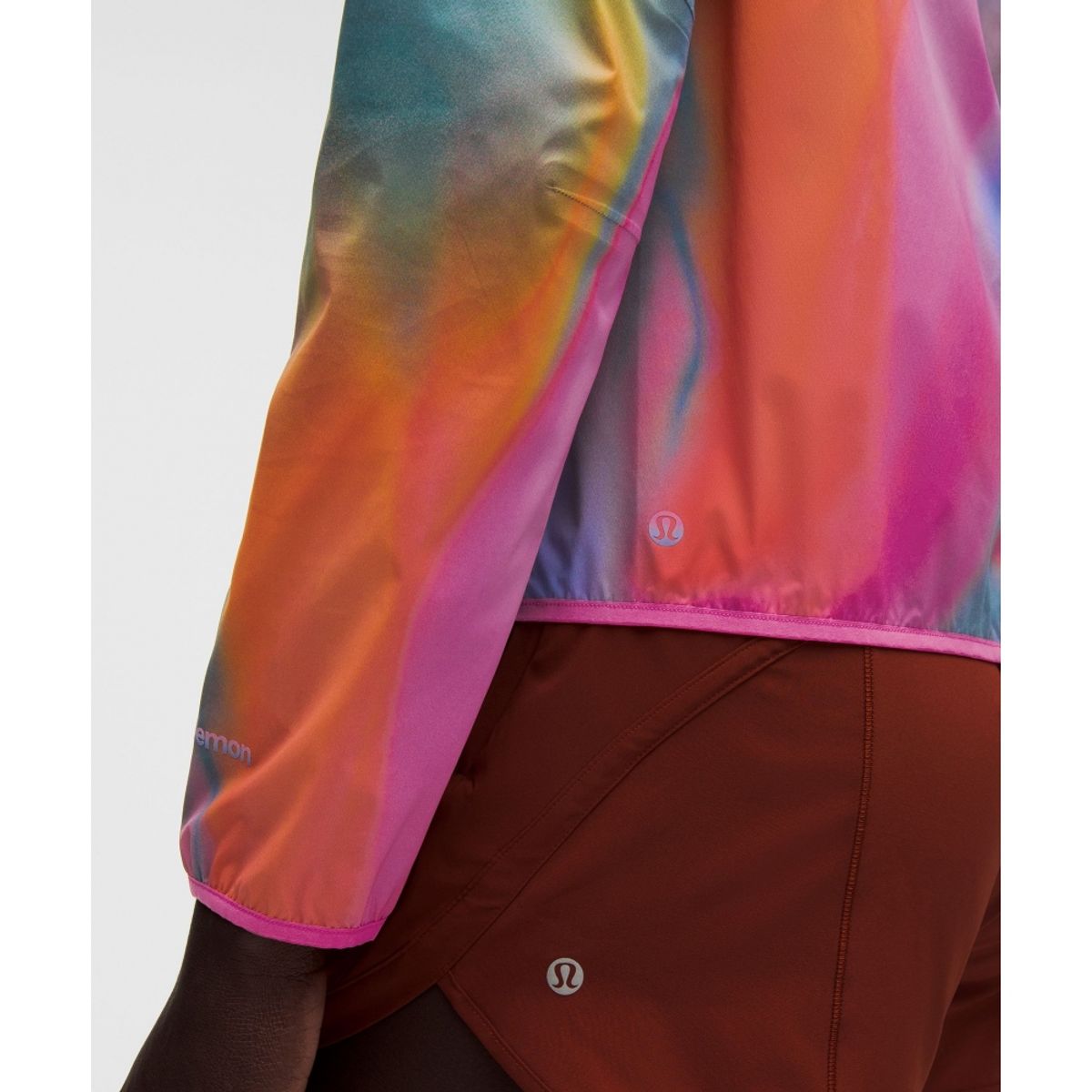 룰루레몬(LULULEMON) 패커블 트레일 러닝 재킷  SGWU