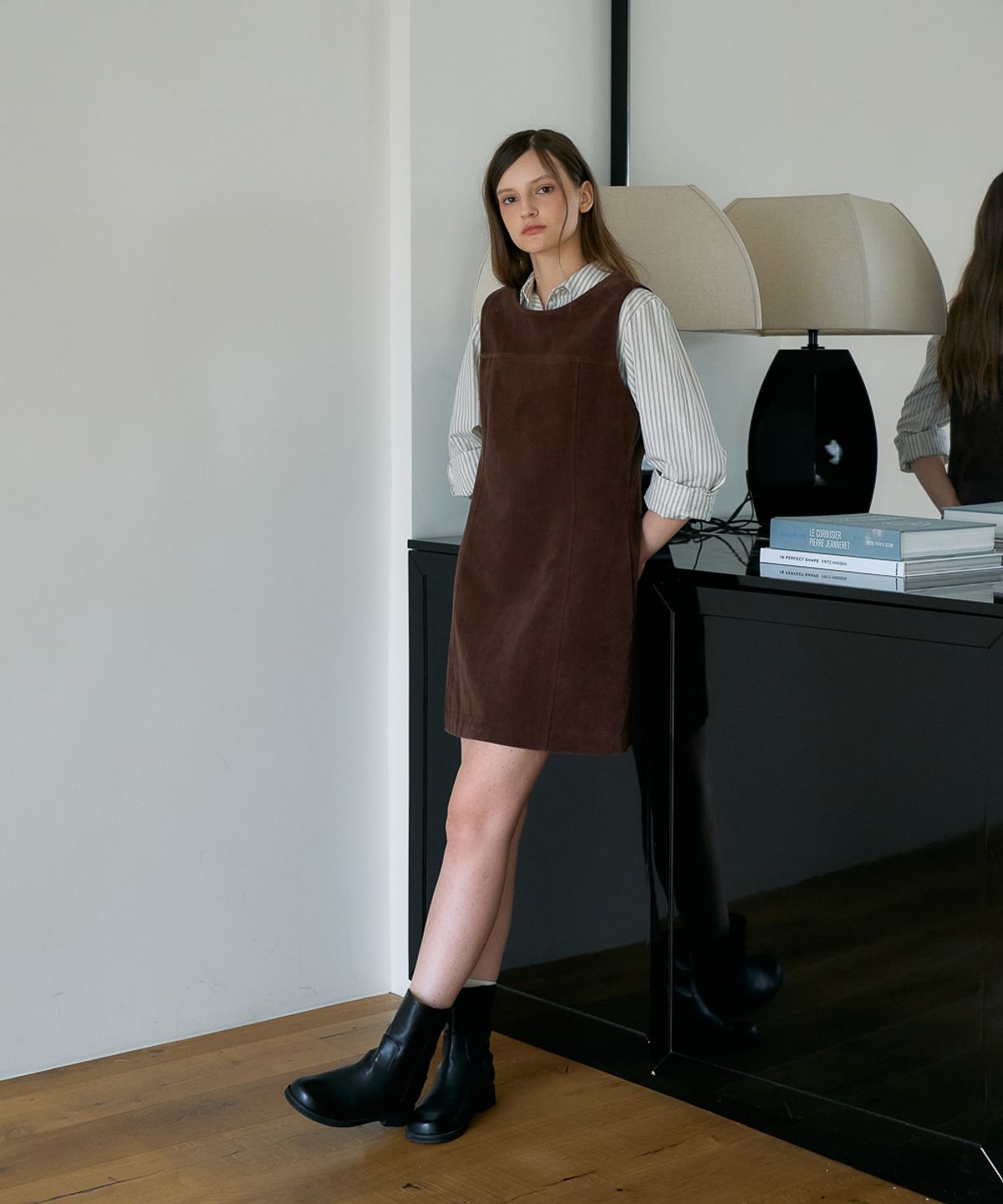 드헤베(DEHEVE) Essential Mini Dress [Brown]