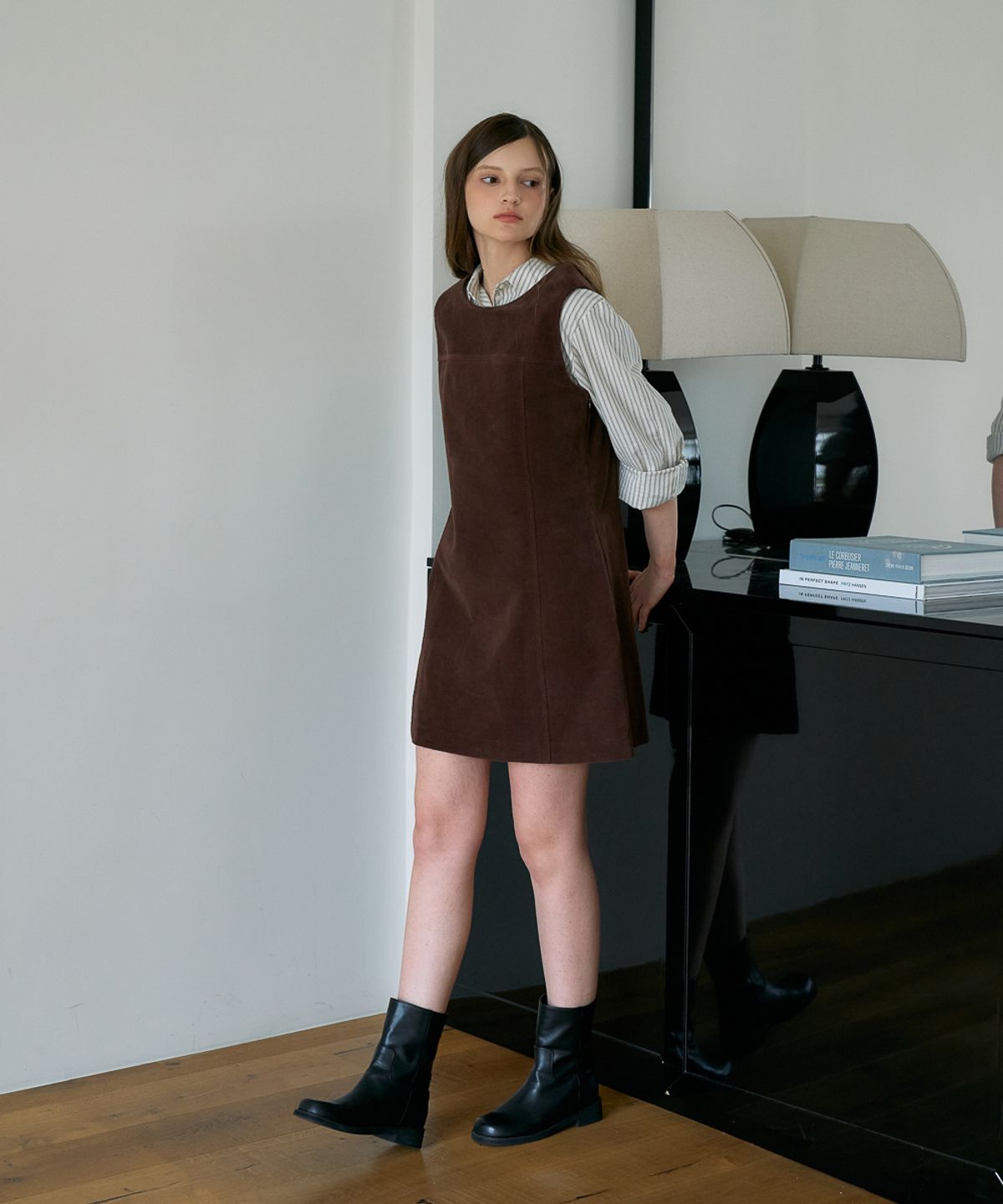 드헤베(DEHEVE) Essential Mini Dress [Brown]