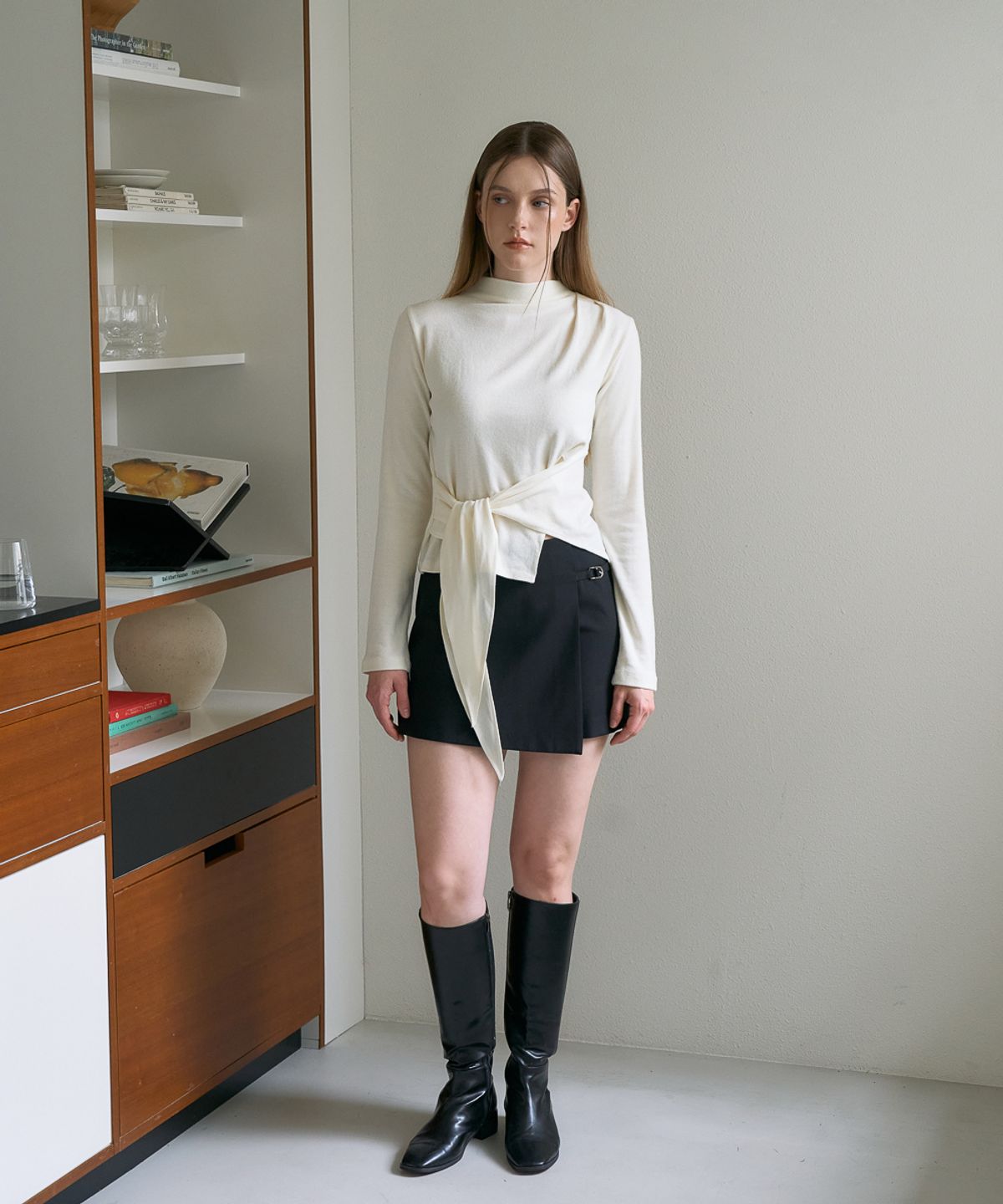 드헤베(DEHEVE) Wool Mock-neck Wrap Long Sleeve [Ivory]