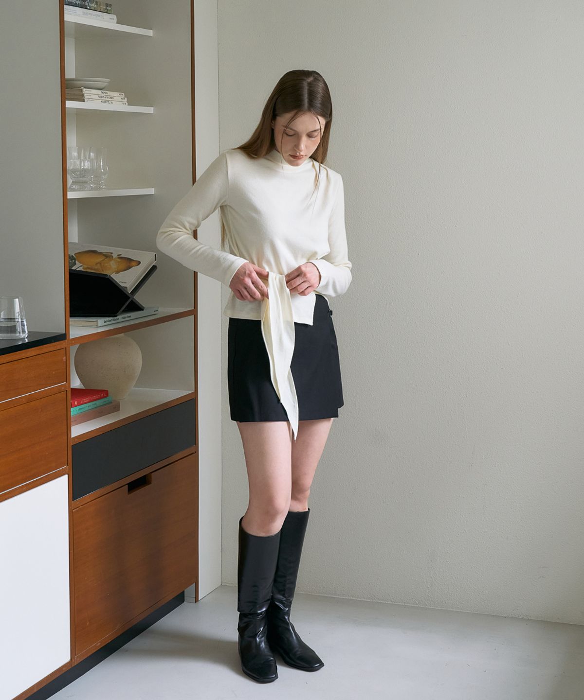 드헤베(DEHEVE) Wool Mock-neck Wrap Long Sleeve [Ivory]