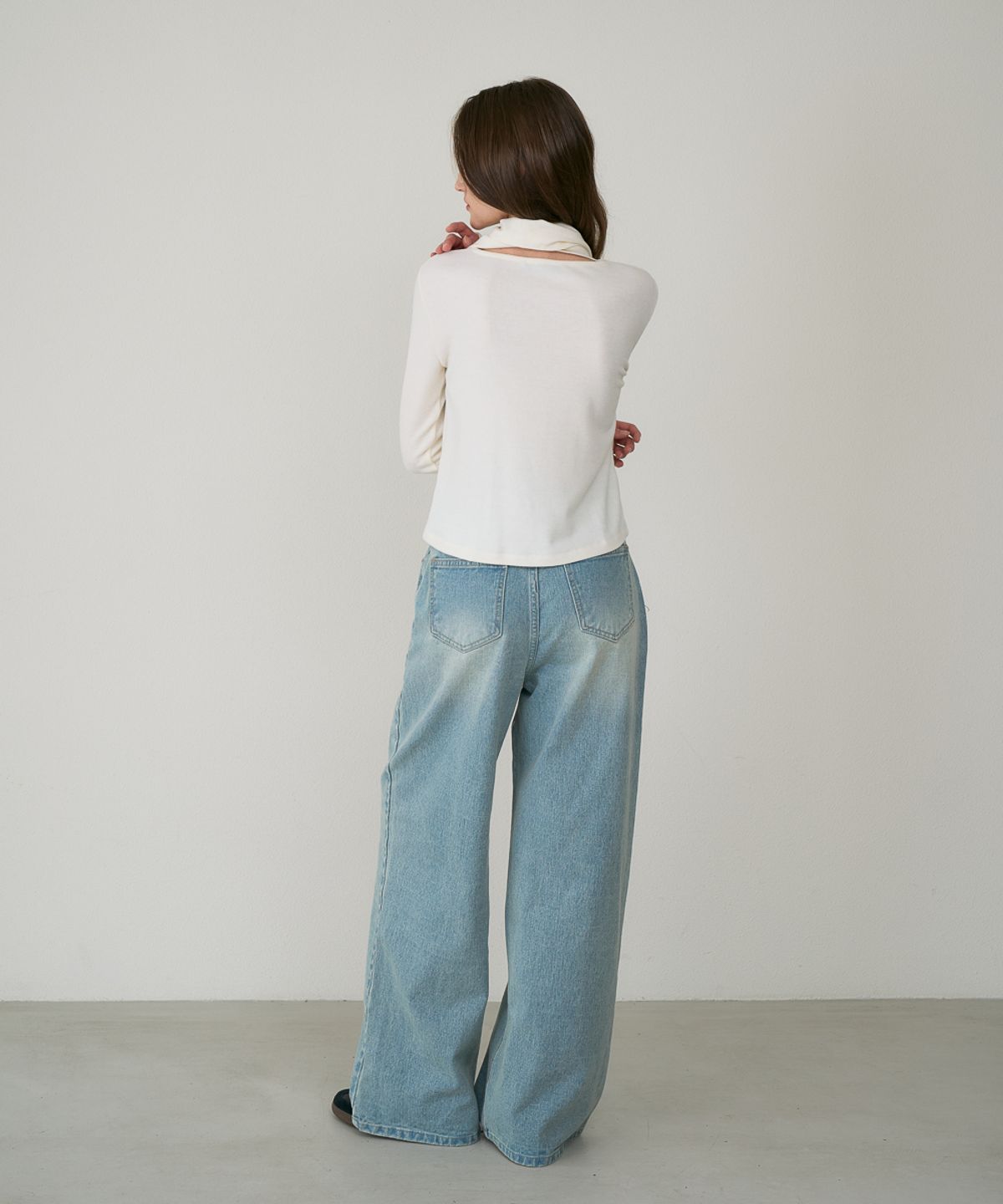 드헤베(DEHEVE) Drape Scarf Long Sleeve [Ivory]