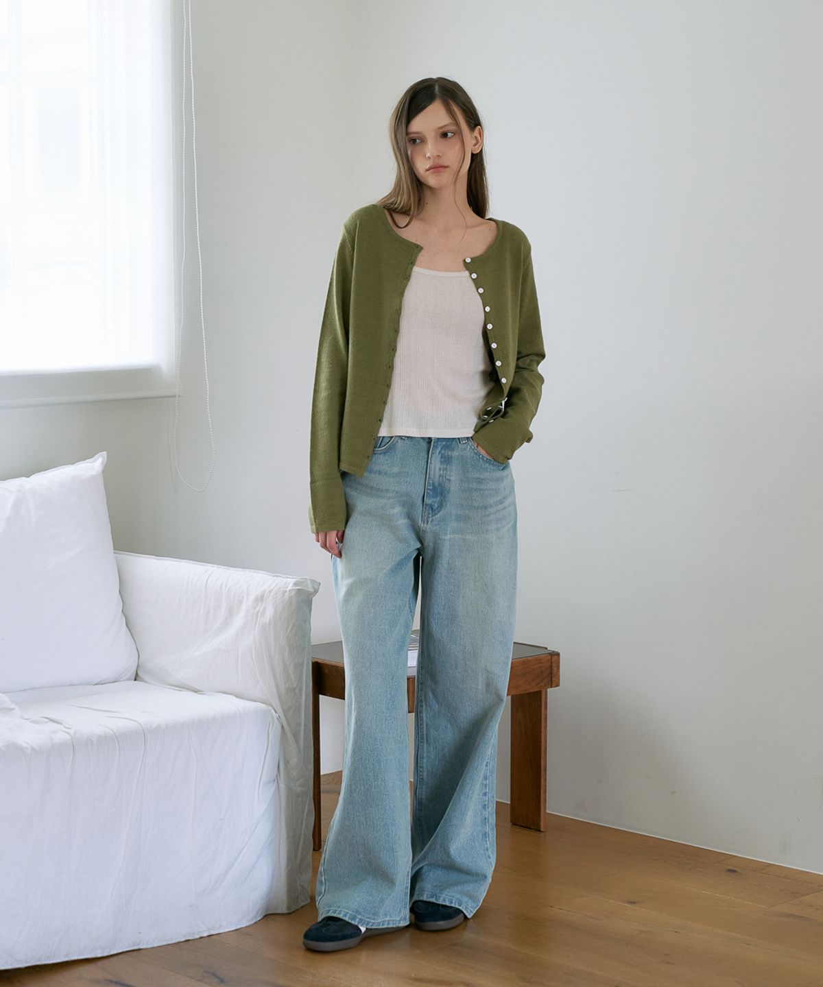 드헤베(DEHEVE) Slim Button Cardigan [Olive]