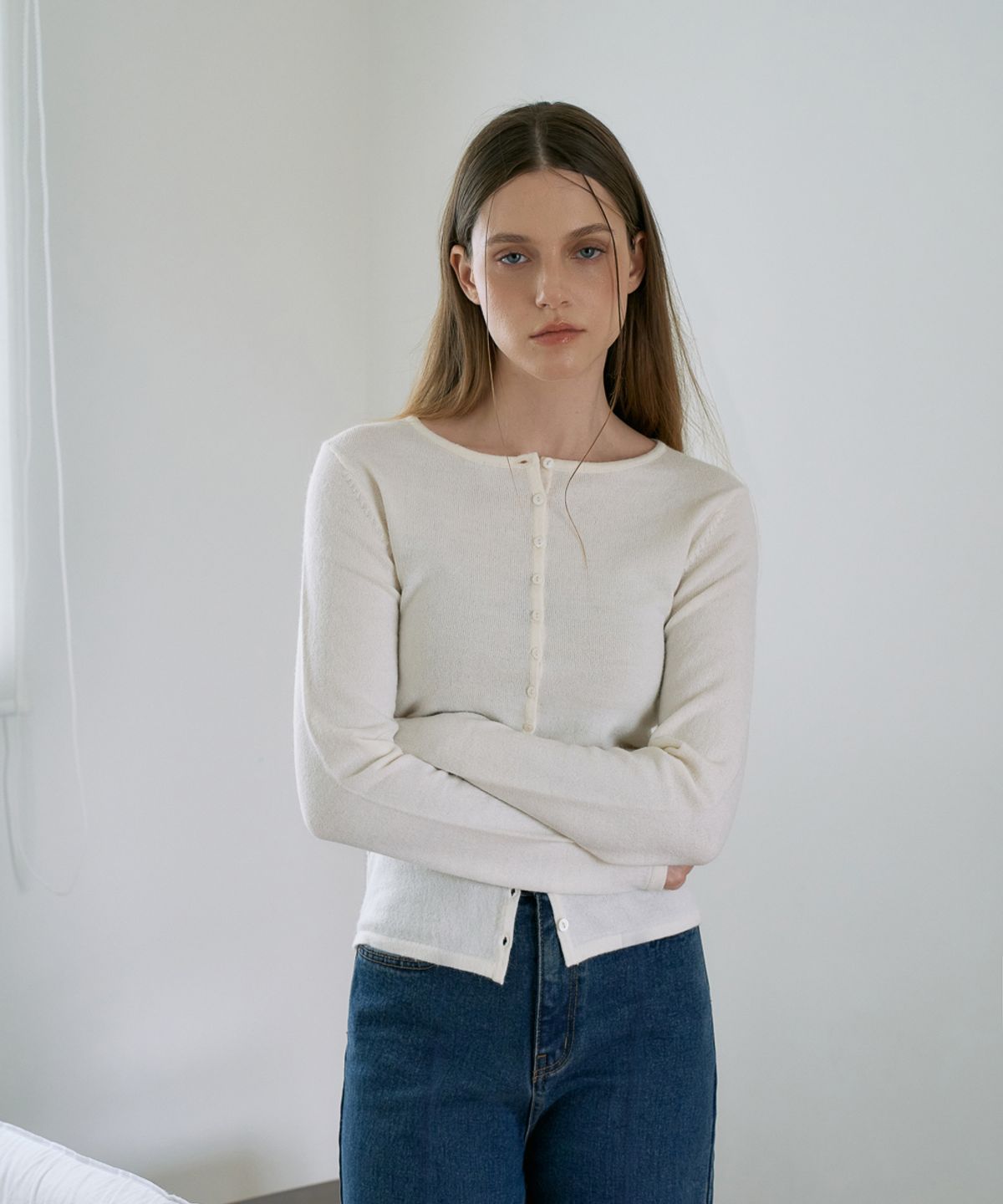 드헤베(DEHEVE) Slim Button Cardigan [Ivory]