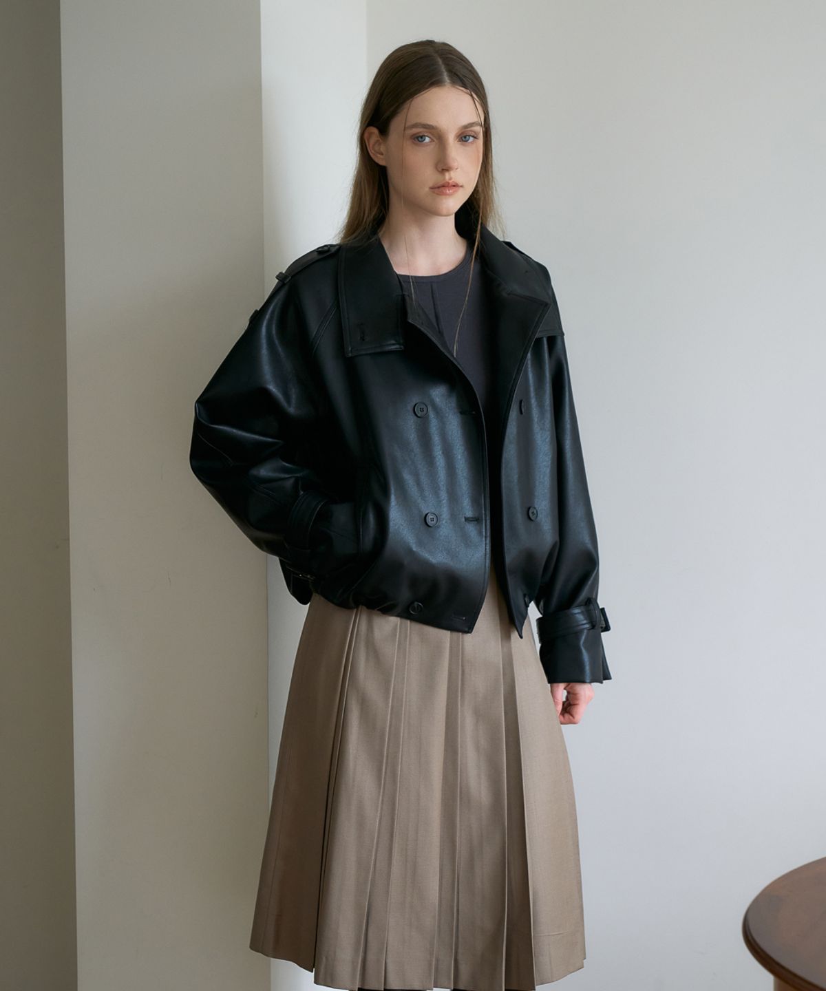 드헤베(DEHEVE) Double High-neck Leather Jumper [Black]