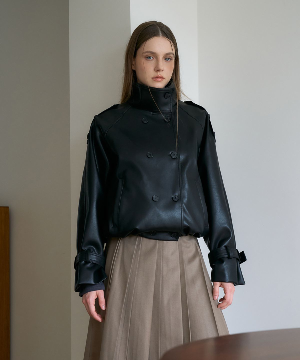 드헤베(DEHEVE) Double High-neck Leather Jumper [Black]