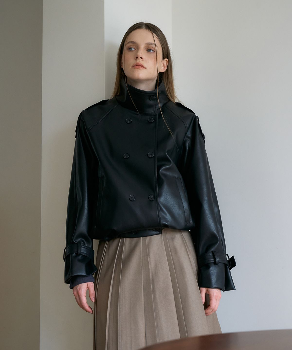 드헤베(DEHEVE) Double High-neck Leather Jumper [Black]