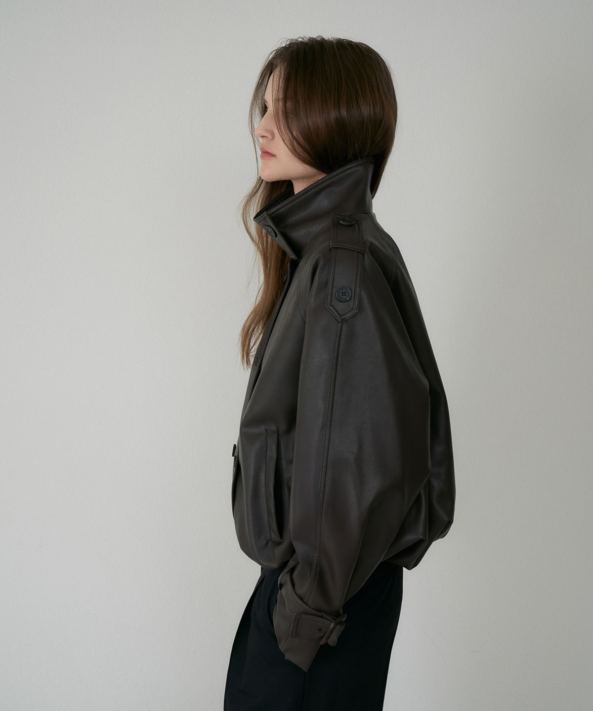 드헤베(DEHEVE) Double High-neck Leather Jumper [Brown]