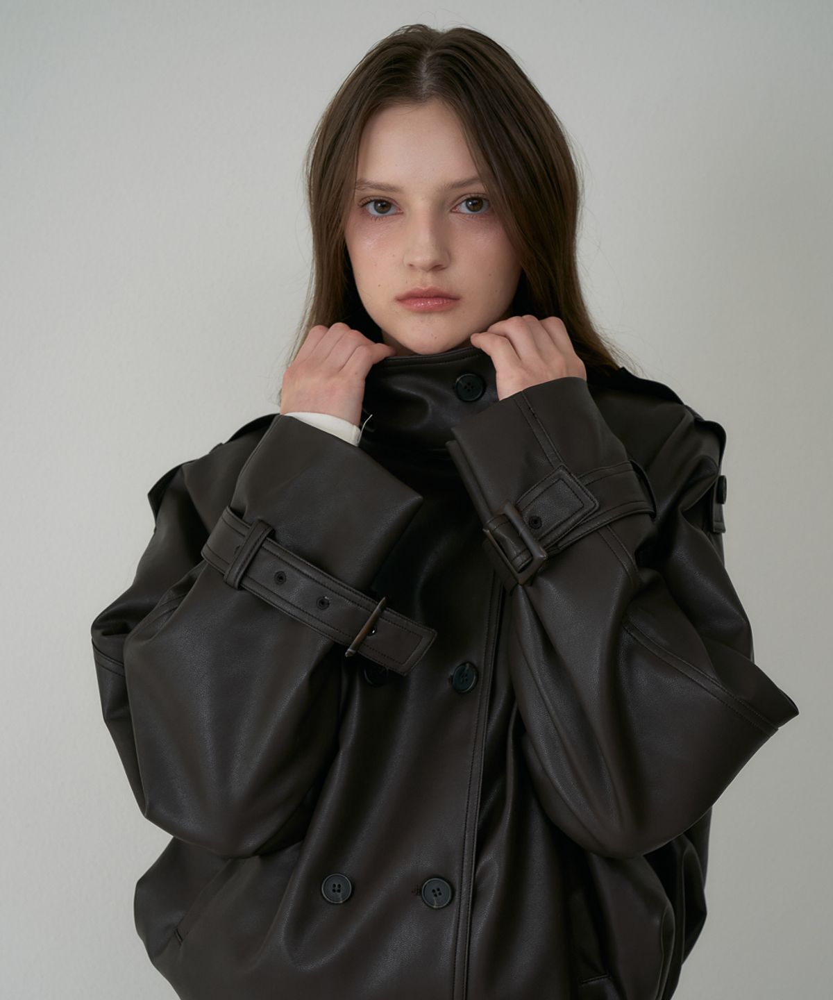 드헤베(DEHEVE) Double High-neck Leather Jumper [Brown]