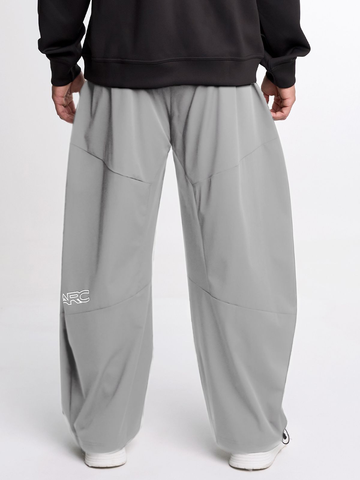 시그마스(SIGMAS) Centered Wide Leg Pant (Grey)