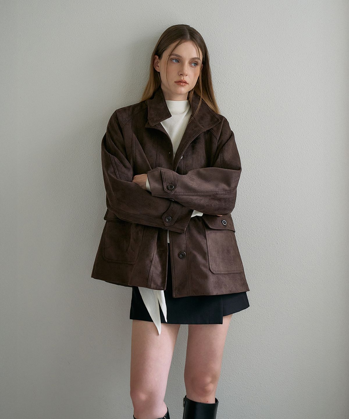 드헤베(DEHEVE) Suede High-neck Half Jacket [Cocoa Brown]