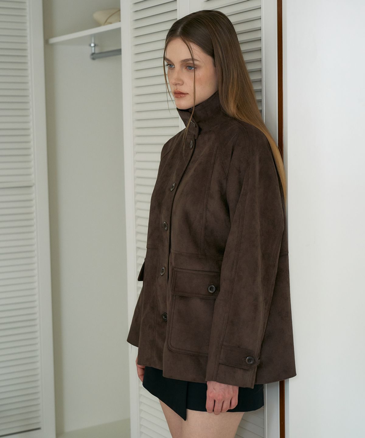 드헤베(DEHEVE) Suede High-neck Half Jacket [Cocoa Brown]