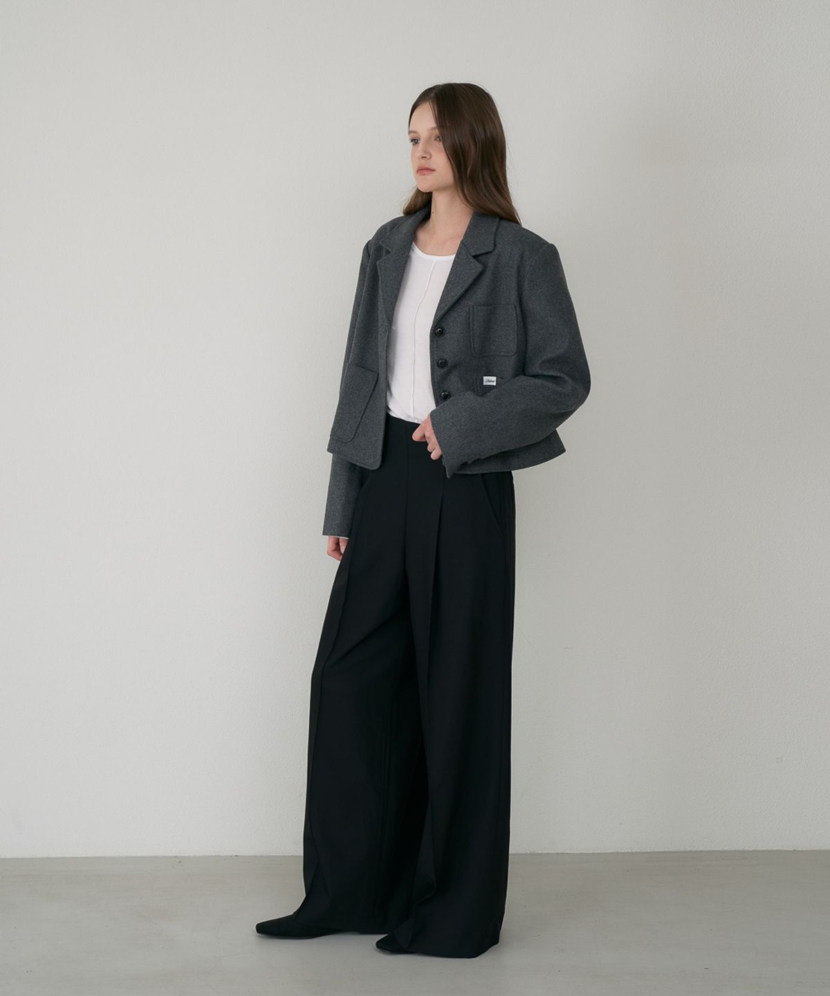드헤베(DEHEVE) Herringbone Tailored Wool Crop Jacket [Gray]