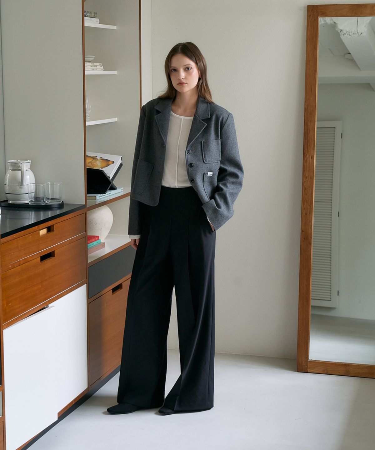 드헤베(DEHEVE) Herringbone Tailored Wool Crop Jacket [Gray]