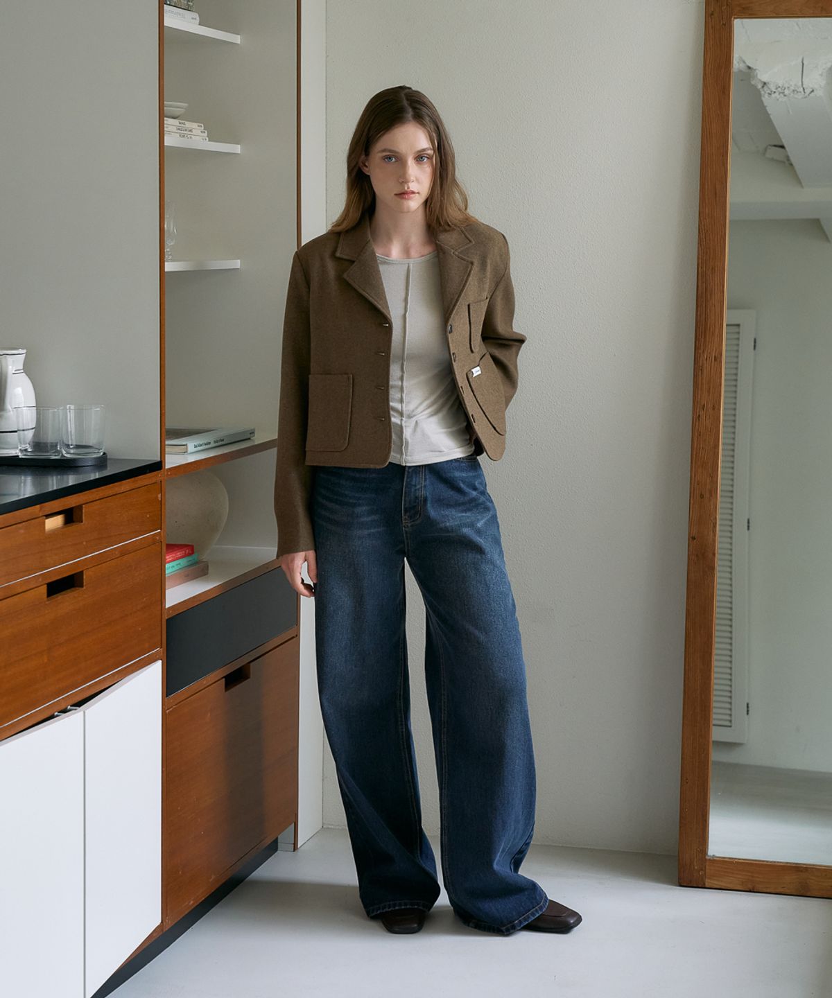 드헤베(DEHEVE) Herringbone Tailored Wool Crop Jacket [Camel]