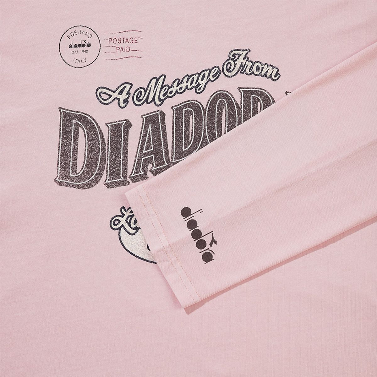 디아도라(diadora) 그래픽 피그먼트 다잉 긴팔 티셔츠 PINK