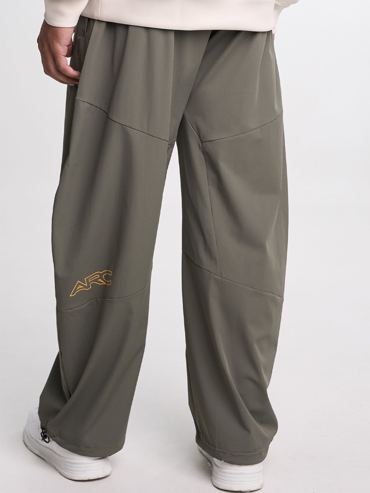 시그마스(SIGMAS) Centered Wide Leg Pant (Sage Green)