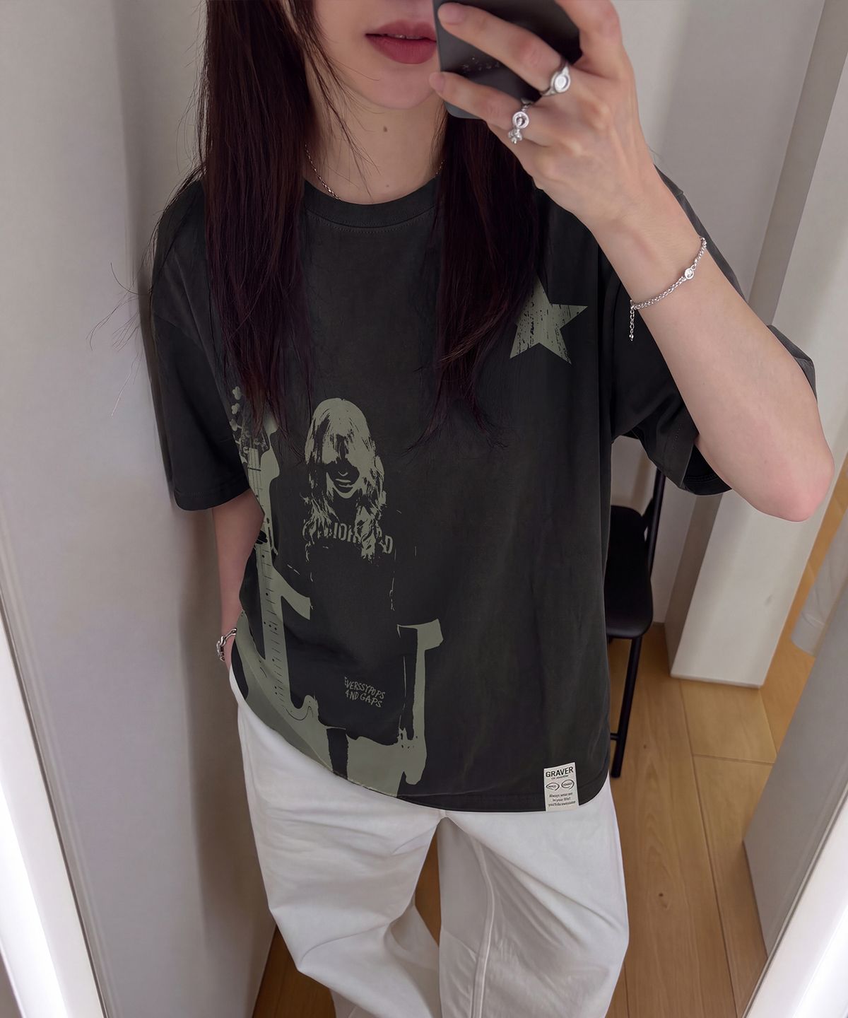 그레이버(GRAVER) [UNISEX]STAR1-GIRL_반팔티_2COLOR
