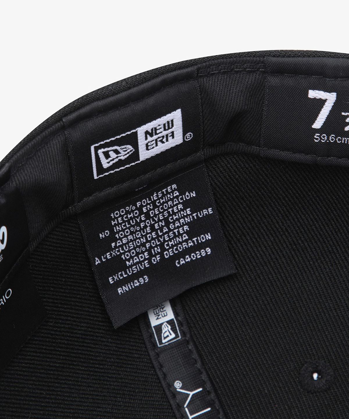 뉴에라(NEW ERA) 산리오 헬로 키티 스와로브스키 피티드캡 블랙