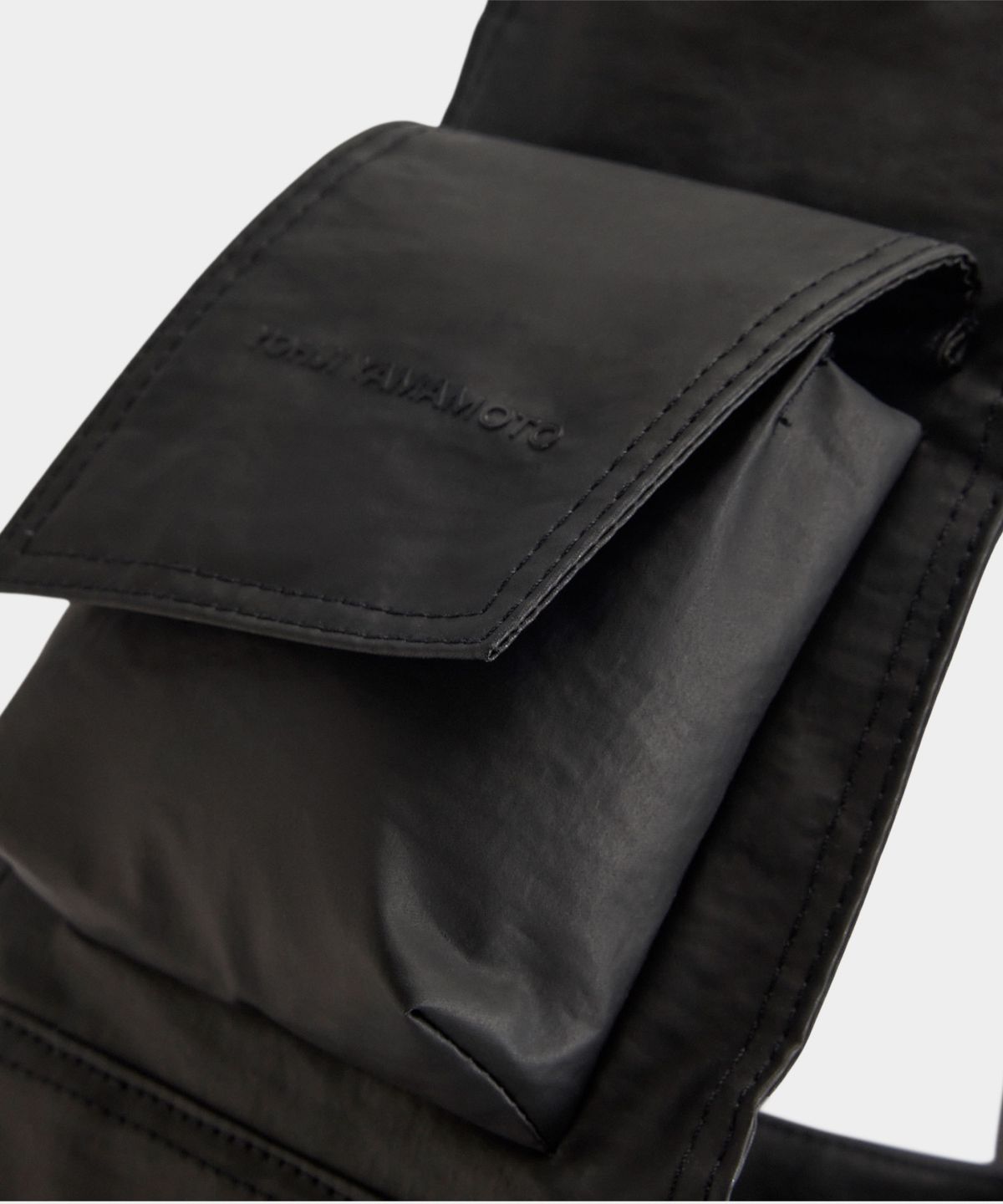 와이쓰리(Y-3) (U) 뉴스페이퍼백 블랙 Y-3 NEWSPAPER L BLACK