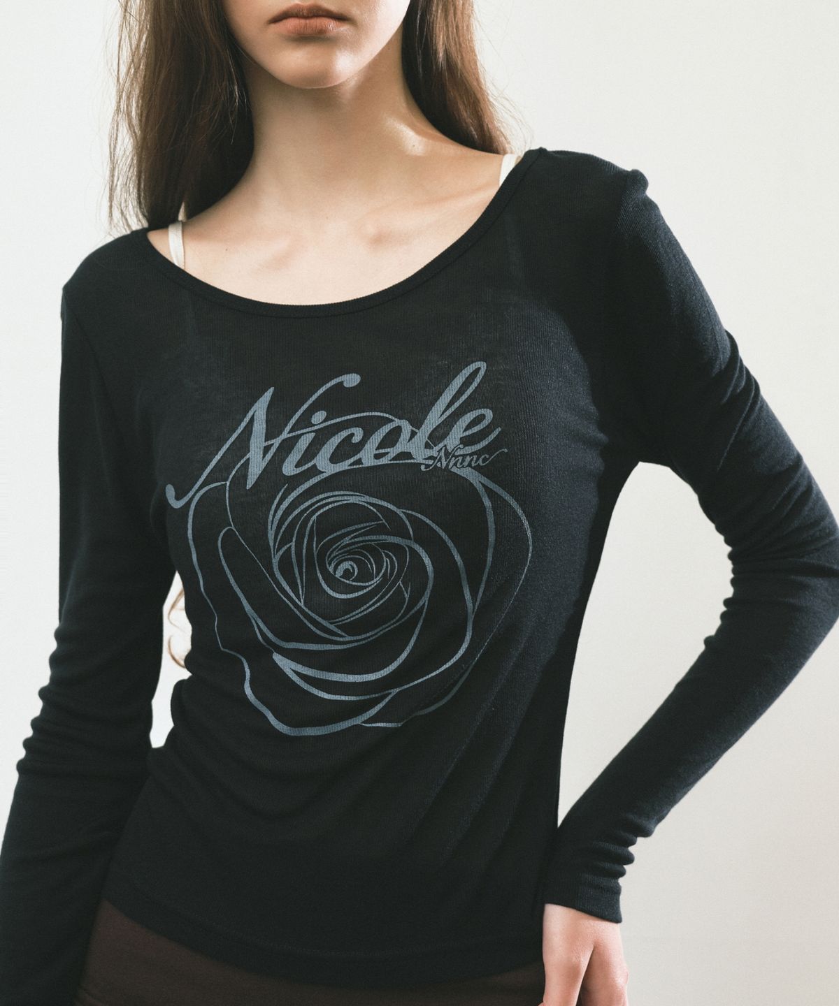 닉앤니콜(NICK&NICOLE) NICOLE ROSE LONG SLEEVE TOP_BLACK