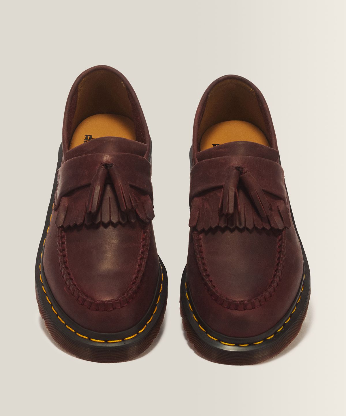 닥터마틴(DR.MARTENS) 아드리안 태슬 로퍼 - 체리 레드 크레이지 호스 / 30917600