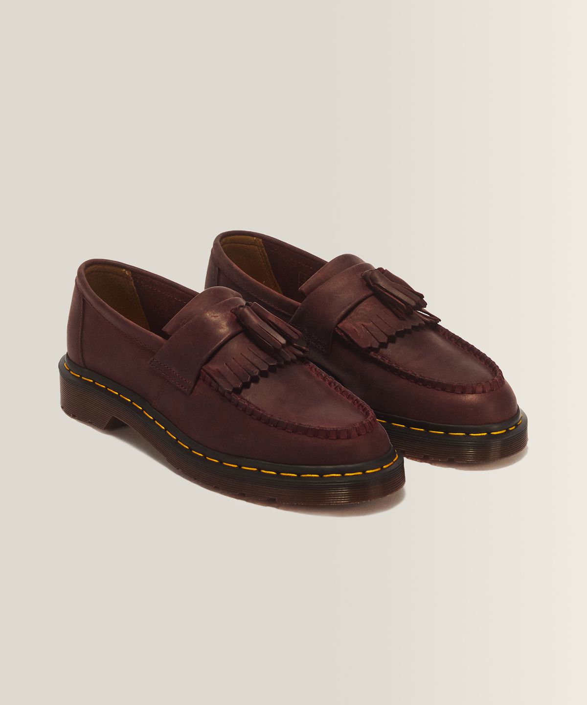 닥터마틴(DR.MARTENS) 아드리안 태슬 로퍼 - 체리 레드 크레이지 호스 / 30917600