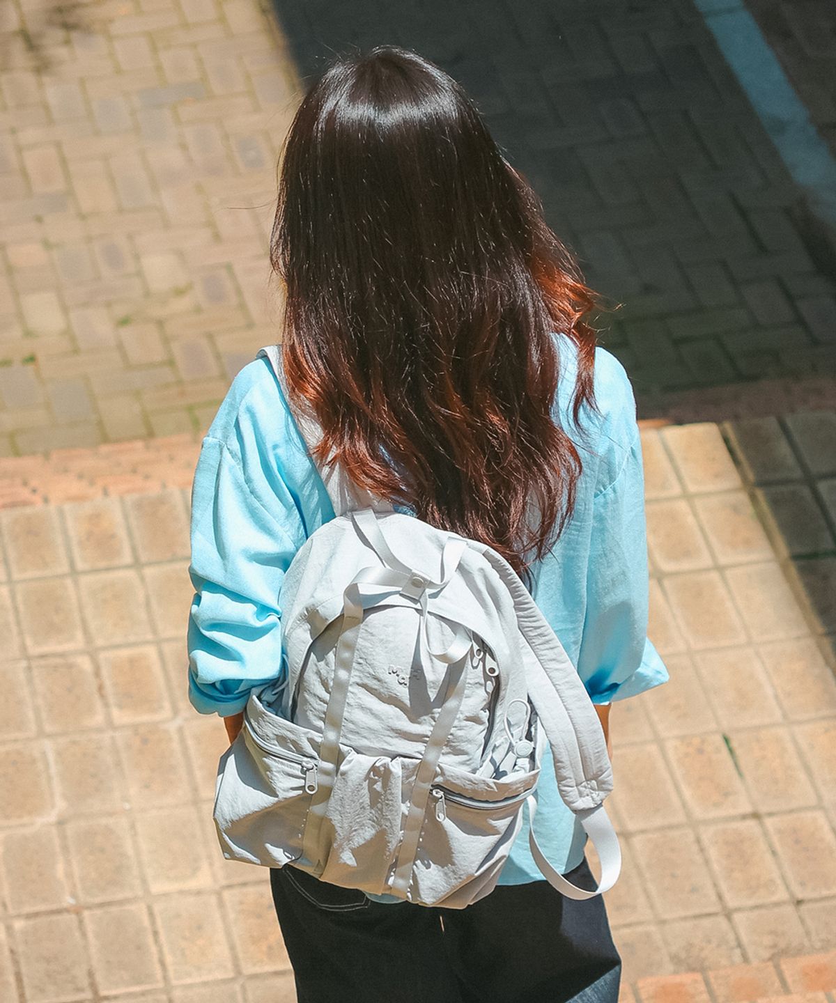마흐(MAH) 시로 퍼프 백팩 노트북 수납 데일리 가방 - 라이트그레이