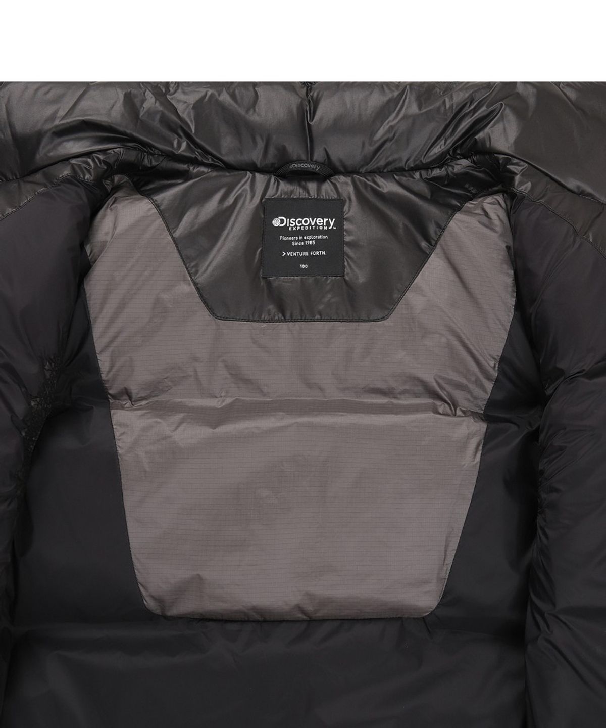 디스커버리 익스페디션(DISCOVERY EXPEDITION) 유니 반슬리 글로시 다운 패딩베스트 (BLACK)
