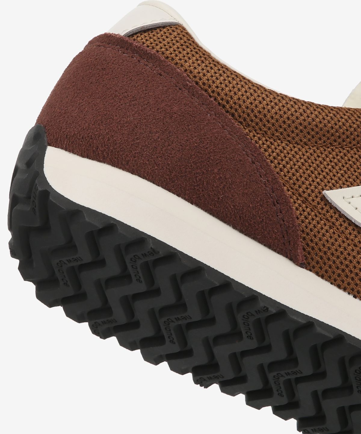 뉴발란스(NEW BALANCE) NBP7GF712F / U4713G5 (BROWN)