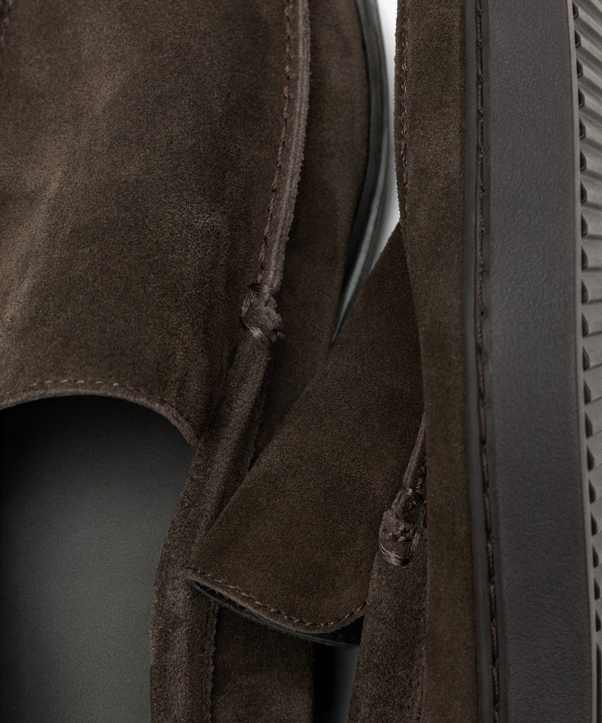 마시모두띠(MASSIMO DUTTI) 스플릿 스웨이드 모카신