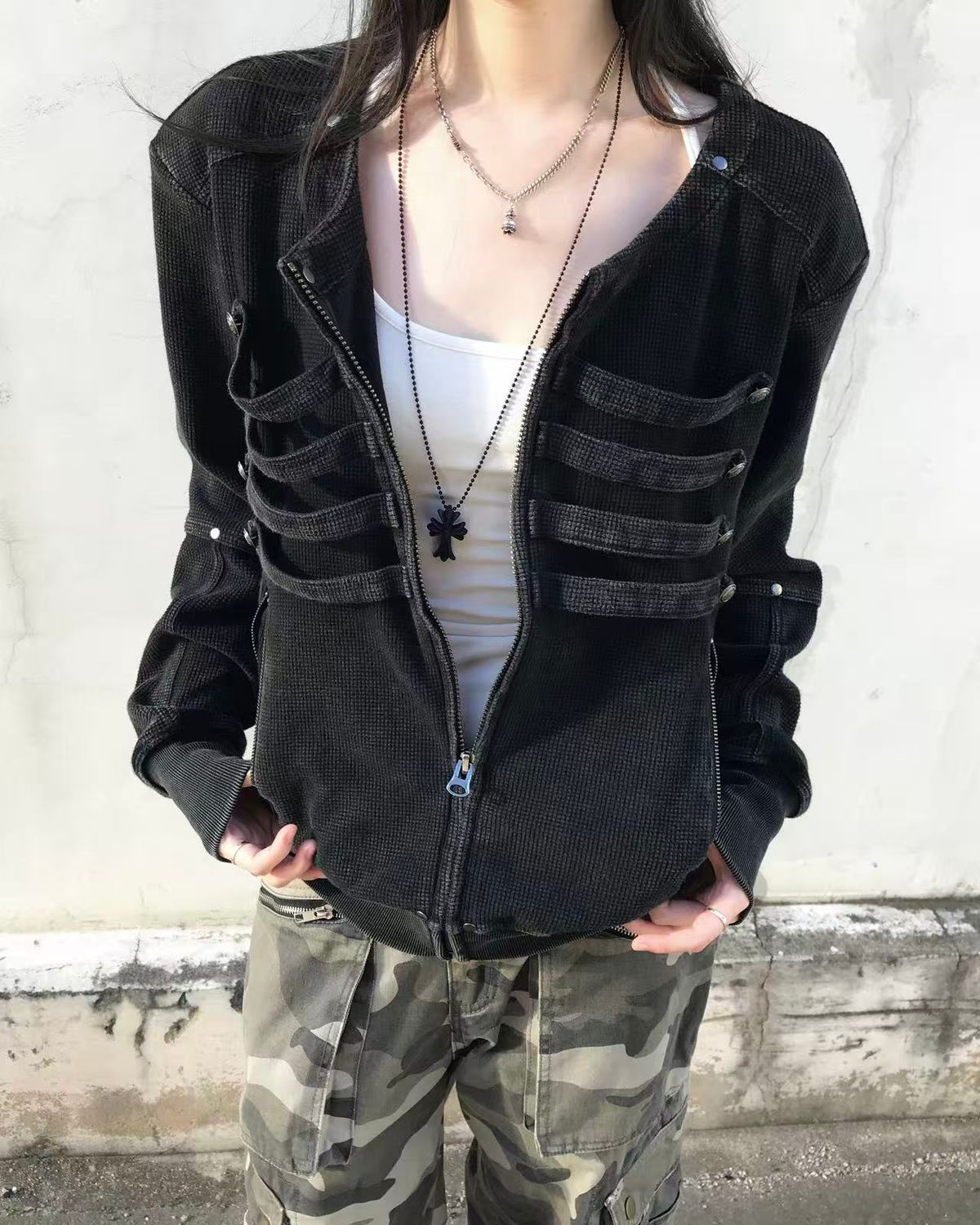 리버뉴스(LIBERALNEWS) 26FW CYBER HARNESS BOMBER_GRAY