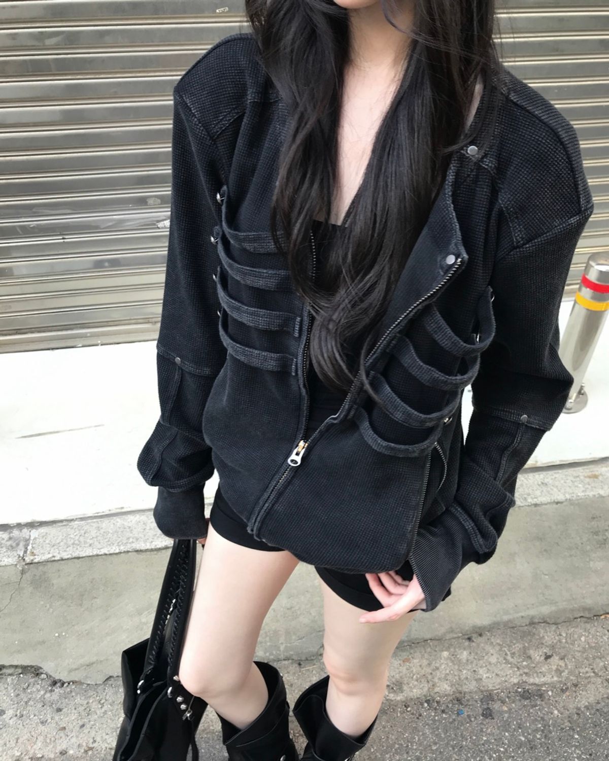 리버뉴스(LIBERALNEWS) 26FW CYBER HARNESS BOMBER_GRAY