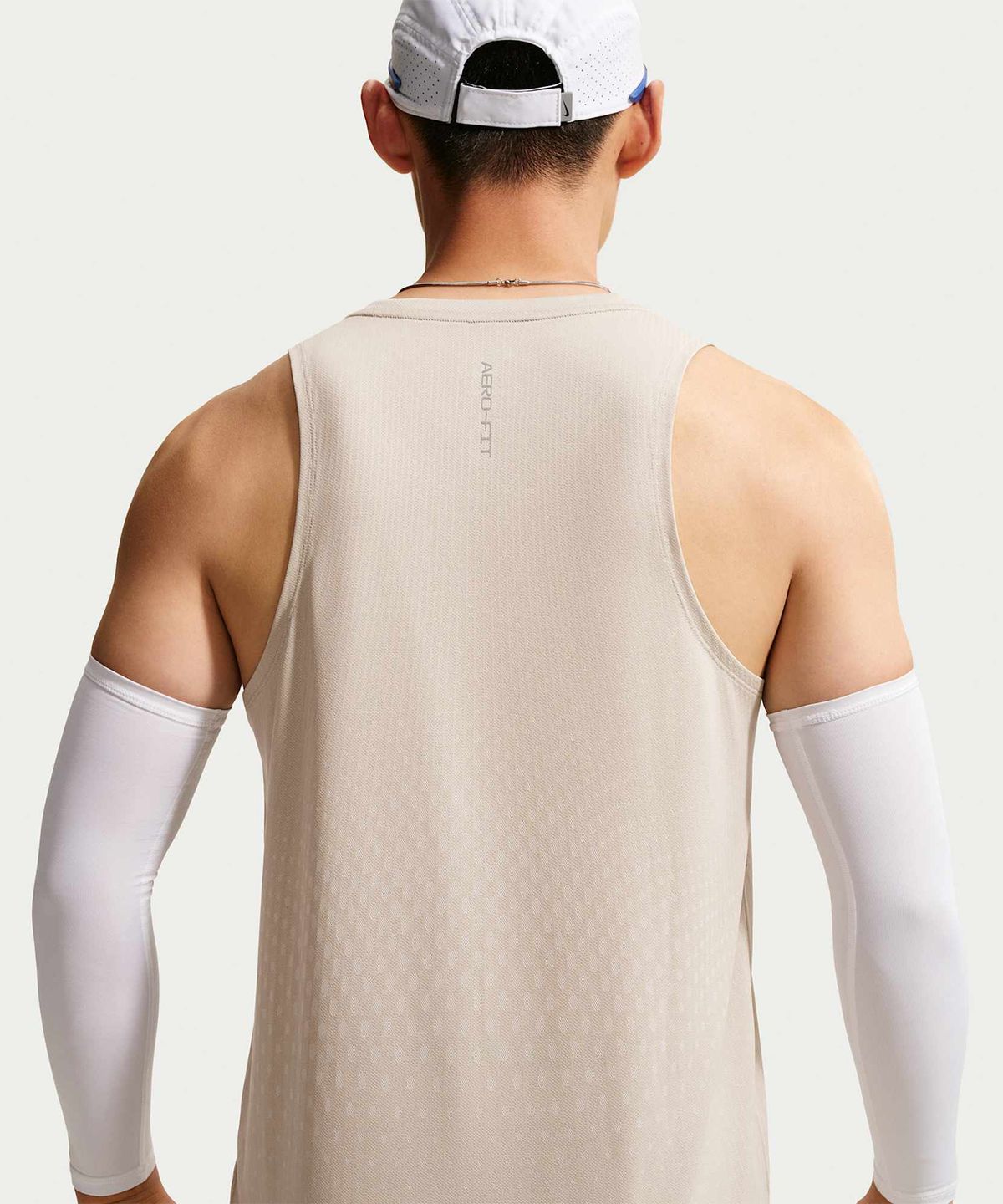 나이키(NIKE) 스트라이드 에어로 핏 러닝 탱크 탑 M - 크림 II:세일 / IM5149-236