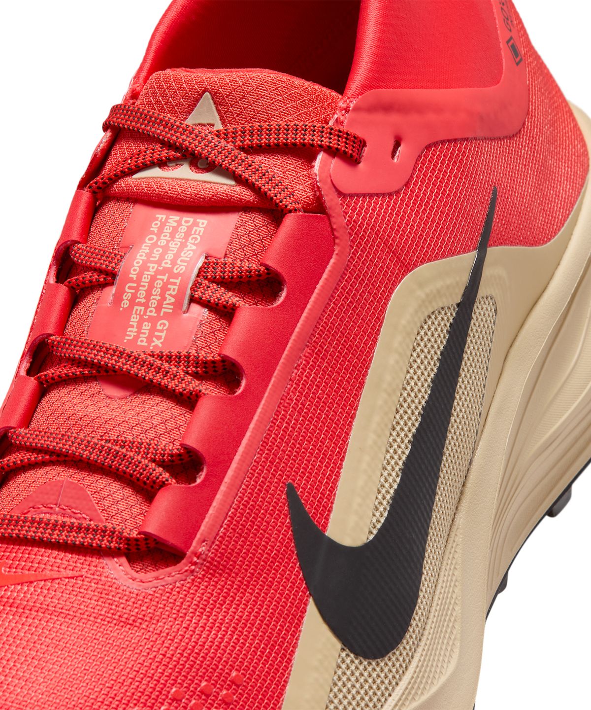 나이키(NIKE) ACG 페가수스 트레일 GORE-TEX M - 라이트 크림슨:리넨:블랙 / IQ1084-600